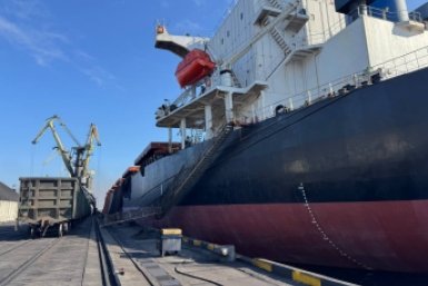 Малый порт за два месяца вышел на уровень 90% от договорной перерабатывающей способности пресс-служба Малого порта