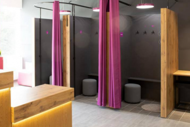 Дамочка в Приморье отказалась от товара в пункте выдачи маркетплейса и резко пожалела