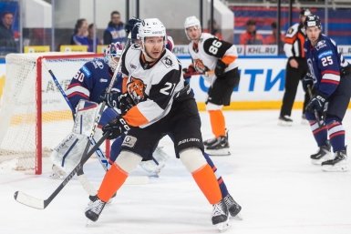 Хабаровский "Амур" в Тольятти проиграл "Ладе"