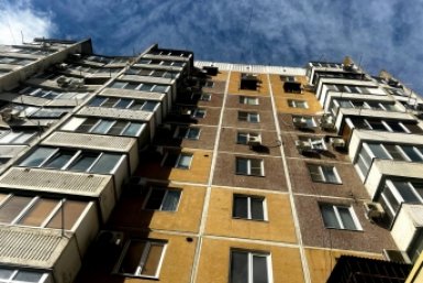 Несколько домов и почти два десятка машин повреждены в Краснодаре украинскими БПЛА ИА KrasnodarMedia