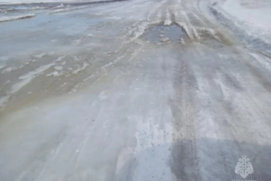 В Приангарье закрыли ледовую переправу "Каменка — Свирск" на Ангаре