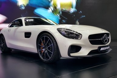 Водителей будут строго наказывать за громкую музыку по вечерам