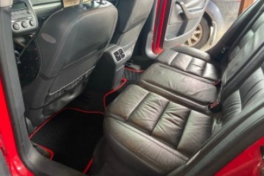 Забудьте про дорогую химчистку: как убрать соль и белые разводы с ковролина за 15 минут