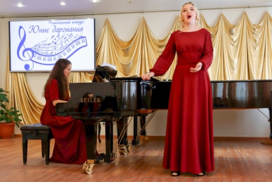 Конкурсы &quotЮные дарования&quot соберут талантливых колымчан на одной сцене Источник