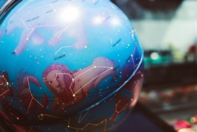 Суета Овнов, слабость Львов и спор Рыб: подробный гороскоп на 21 марта