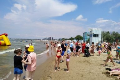 Правительство РФ разрешило открыть восемь галечных пляжей от Анапы до Утриша