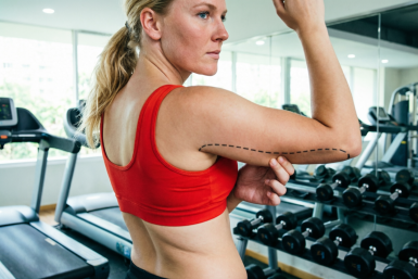 Дряблая кожа на руках испарится к 1 апреля —  3 простых упражнения для стройных ручек