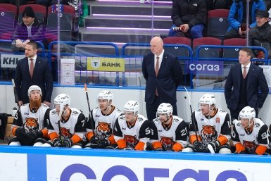 Хабаровский "Амур" проиграл заключительный матч в чемпионате КХЛ