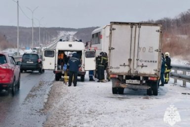 Один человек пострадал в массовом ДТП на трассе А-370 в Уссурийске