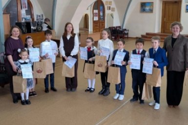 Юных авторов &quotПтичьих рассказов&quot наградили в Иркутске Пресс-служба городской мэрии