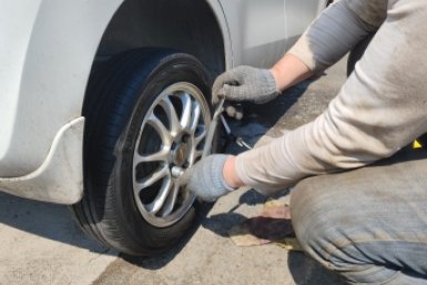 Когда переобувать машину в 2026 году — 1 ошибка увеличивает риск аварии