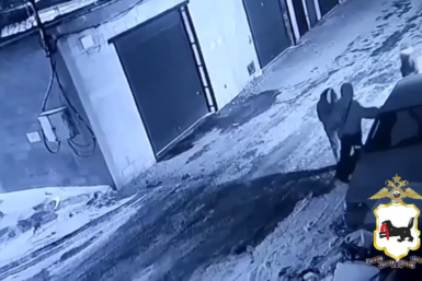 В Шелехове хулиганы пытались завести чужой ВАЗ и спалили его - возбуждено дело