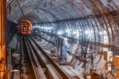 Новая технология применяется при строительстве станции метро "Луганская"
