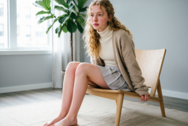 Легкость в ногах за 8 минут в день: делаю эти 3 движения — и перестаю чувствовать тяжесть к вечеру