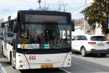 На Радоницу в Краснодаре запустят дополнительные маршруты автобусов и трамваев