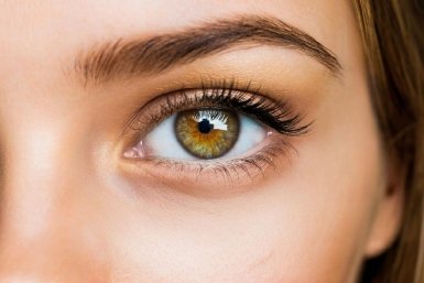 Макаю щеточку в хитрый микс — мужчины падают в обморок от 1 взмаха ресниц: валятся к ногам пачками