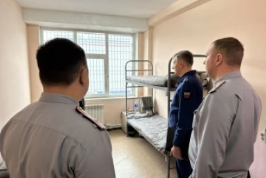 Прокурор принял жалобы заключённых и проверил соблюдение их прав при отбывании наказания прокуратура Бурятии