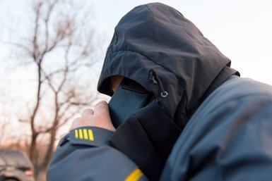 25-летняя девушка попалась на уловку аферистов в общении с якобы учителем в Приангарье