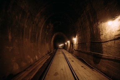 Не поделили Карабах: ссора Пашиняна с женщиной в метро попала на видео