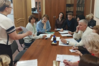 Магаданская ТИК проводит мероприятия по обучению участковых избирательных комиссий Источник