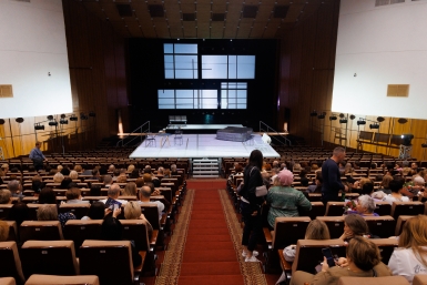 Театр Евгений Кулешов, ИА PrimaMedia