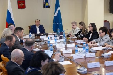 Встреча с &quotсеребряными волонтерами&quot пресс-служба правительства Сахалинской области