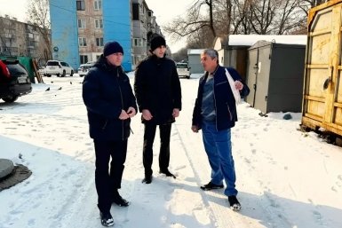 Встреча депутатов с председателем ТСЖ предоставил Андрей Подоплелов