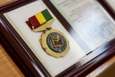 6032956.jpg?d1cfb8263bed92905ec63484fbea3b8e