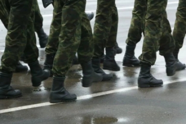 Крупное ЧП: в Колумбии рухнул самолет с более чем 100 военными на борту