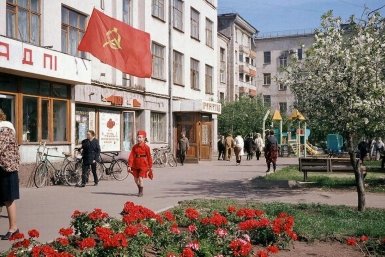 Зырить, заманать и тубзик: эти и другие сленговые выражения детей СССР - зумерам не понять