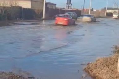 Село Урик в Иркутском районе "поплыло" из-за талых вод