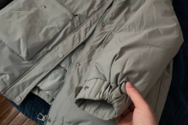 Убираю пятна от тонального крема с одежды за 2 минуты: секрет, который знают только визажисты