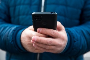 Когда полиция имеет и когда не имеет право требовать у вас смартфон