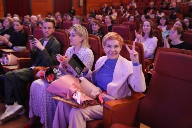 В Хабаровске наградили работников культуры Пресс-служба администрации Хабаровска