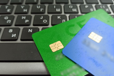 Пенсионеру из Бурятии вернули деньги, похищенные мошенниками