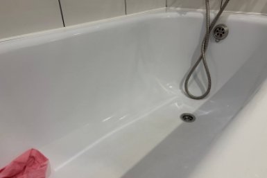 Одним пакетиком убрал налет в ванной за 5 минут: без усердного трения