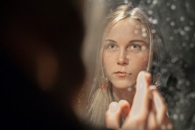 Забудьте про уколы красоты: дешевое масло из аптеки за 3 недели убрало то, на что я потратила тысячи - лицо, как наливное яблочко