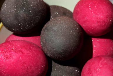 "Мерцающие" яйца, от которых все в восторге – выглядят как драгоценности