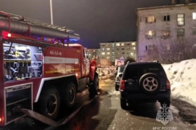 Пожар в квартире на улице Левонабережной потушили в Магадане