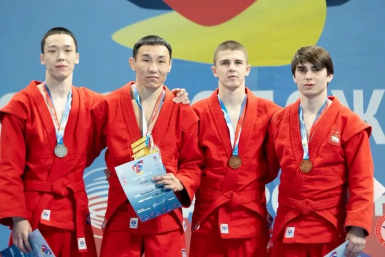 Бурятские самбисты завоевали золото и серебро в Москве