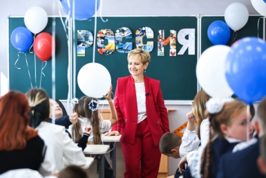 В России стартует приемная кампания в первый класс Источник