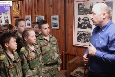 В школьном музее Пресс-служба министерства образования и науки Хабаровского края