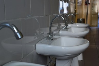 Школьники на КМВ уходят на дистант из-за падения уровня воды на водохранилище