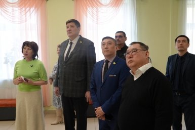 В Улан-Удэ новый корпус музыкального лицея просит косметического ремонта пресс-служба горсовета Улан-Удэ