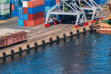 "Росатом" и DP World хотят создать совместное предприятие по логистике