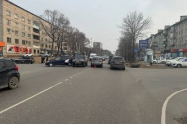 В больницу увезли пассажира легкового автомобиля после ДТП в Уссурийске