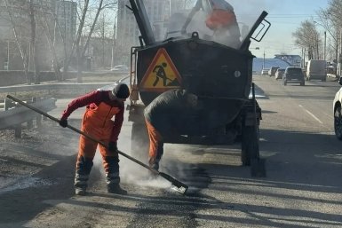 Ямы залатали на 19 дорогах в Иркутске - узнали, где теперь свежий асфальт