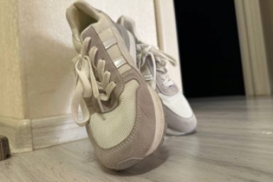 Крошу 10 таблеток - обувь пахнет как сирень: спасение на весь апрель