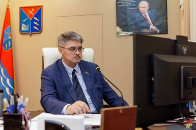 Анатолий Широков принял участие в сессии по вопросам физкультуры и спорта ДФО Источник