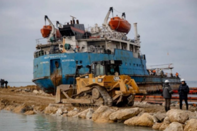 Затонувшие у Анапы и в Керченском проливе танкеры утилизируют до конца года